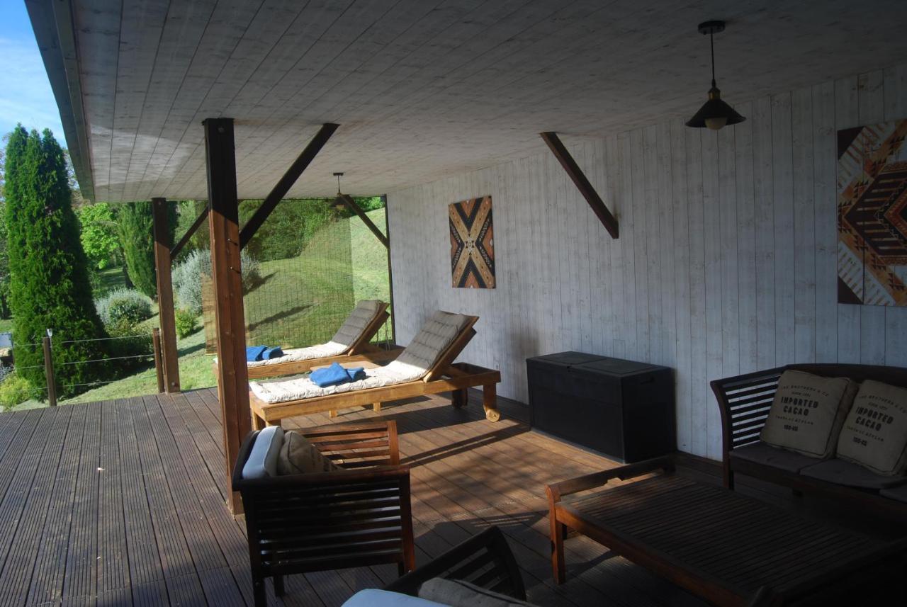 Au Son De L Angelus Bed & Breakfast Moncrabeau Ngoại thất bức ảnh