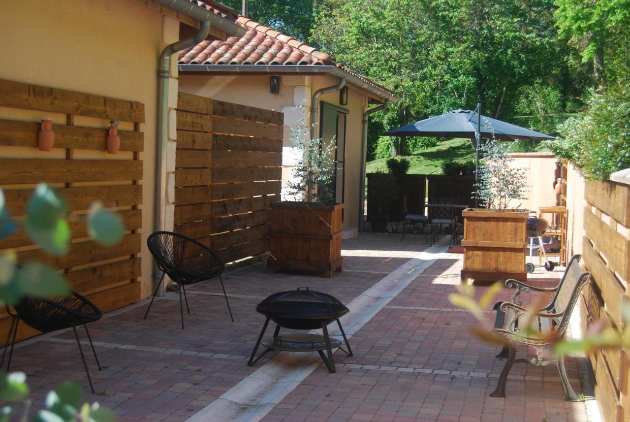 Au Son De L Angelus Bed & Breakfast Moncrabeau Ngoại thất bức ảnh